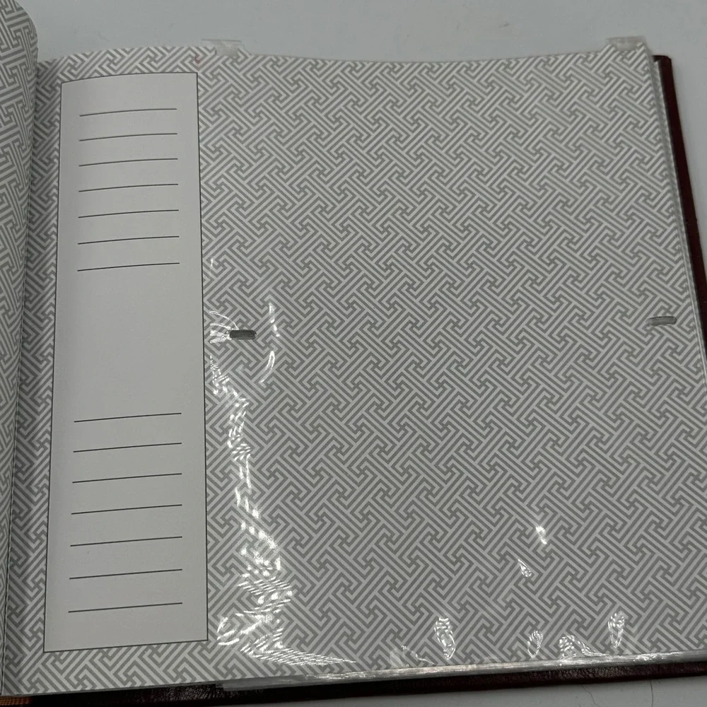 Pinnacle Frames & Accents Photo Album Burgundy Faux Leather Holds 4X6 Pictures